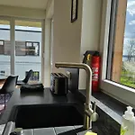 Apartman Sonnendeck - Mit Dachterrasse, Seeblick, Parkplatz, Fahrradschuppen, King-size Bett - Seenah Relaxen *