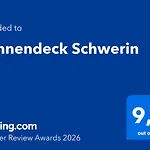 Sonnendeck - Mit Dachterrasse, Seeblick, Parkplatz, Fahrradschuppen, King-size Bett - Seenah Relaxen * Schwerin