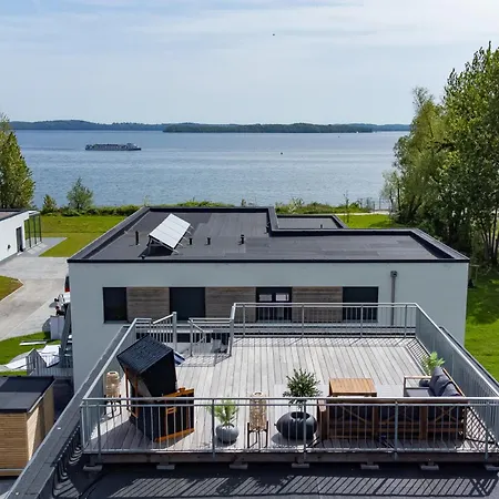 Sonnendeck שוורין