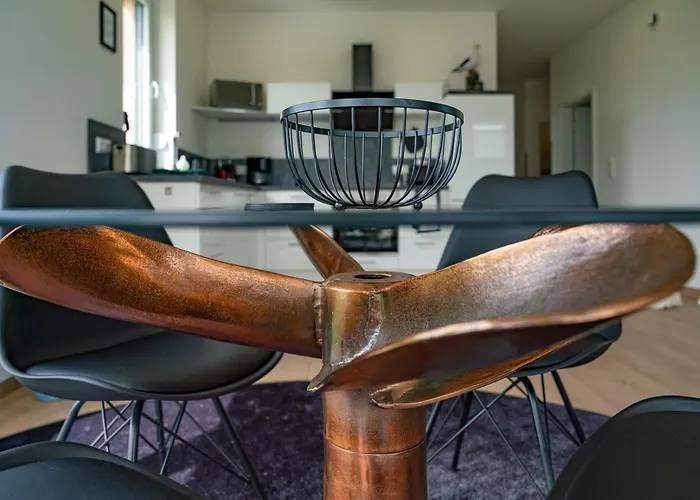 Apartment Sonnendeck - Mit Dachterrasse, Seeblick, Parkplatz, Fahrradschuppen, King-size Bett - Seenah Relaxen Schwerin (Mecklenburg-Vorpommern)