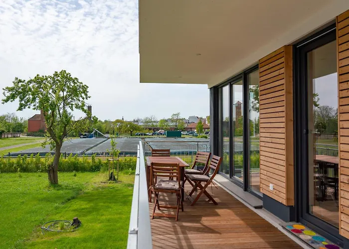 Sonnendeck - Mit Dachterrasse, Seeblick, Parkplatz, Fahrradschuppen, King-size Bett - Seenah Relaxen Schwerin (Mecklenburg-Vorpommern)
