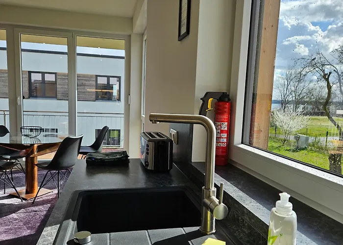 Apartment Sonnendeck - Mit Dachterrasse, Seeblick, Parkplatz, Fahrradschuppen, King-size Bett - Seenah Relaxen *
